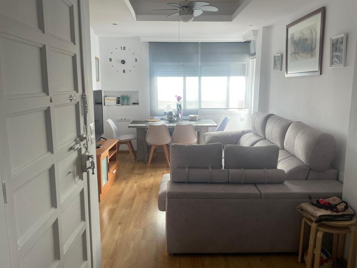 Apartamento, En El Centro De Torre Del Mar. * Torre Del Mar